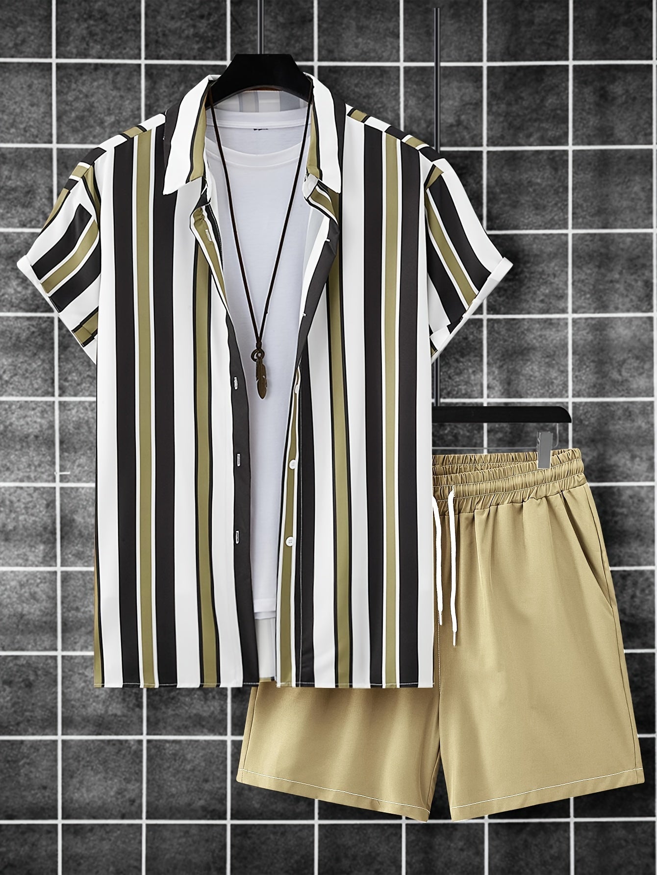 Vertical Striped Pattern Print, Men's 2Pcs Outfits, Casual Lapel Button Up Short Sleeve Shirts Shirt And Drawstring Shorts Set For Summer, Men's Clothing