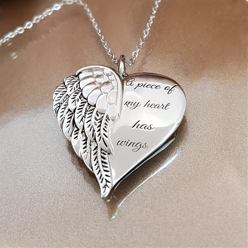New Heart-shaped Fashion Creative Love Wings Pendant Angel Wings Necklace