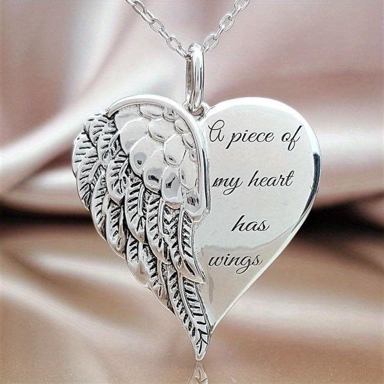 New Heart-shaped Fashion Creative Love Wings Pendant Angel Wings Necklace