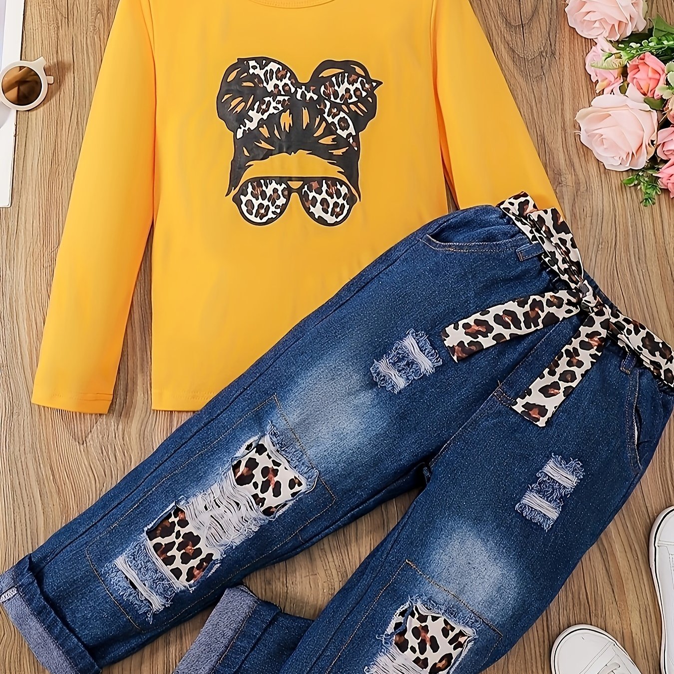2pcs Girl's Figure Print Long-sleeve Tee and Belted Ripped Denim Jeans Set, Casual Outdoor Clothing