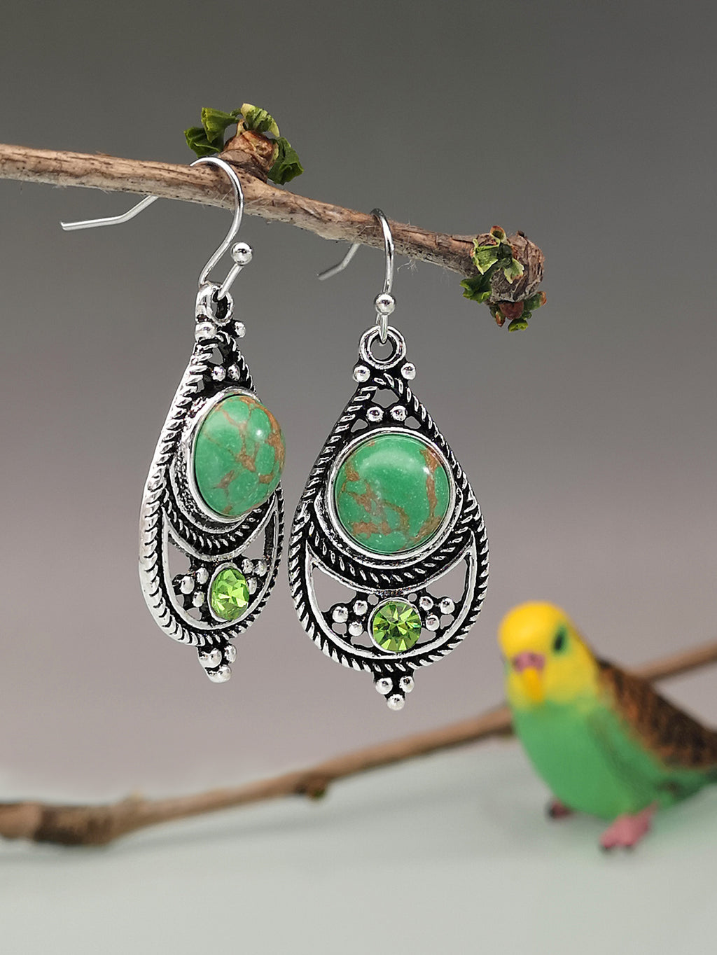[Vintage Boho Earrings] Green Aventurine Vintage Boho Dangling Earrings | Alloy, English Style, Stainless Steel Ear Needle, for Daily Wear, Office, Street, Party, Vacation, Gift