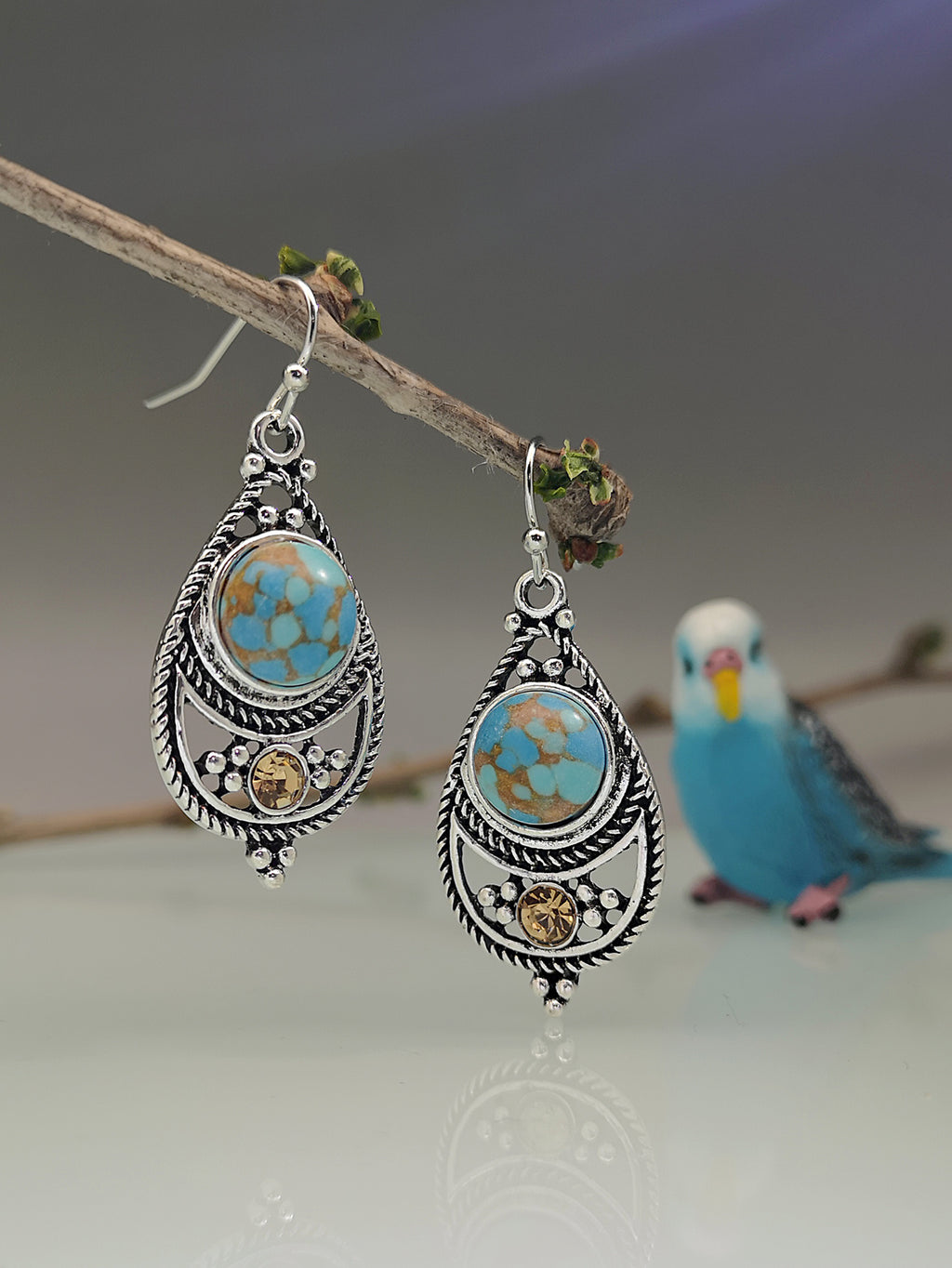[Vintage Boho Earrings] Green Aventurine Vintage Boho Dangling Earrings | Alloy, English Style, Stainless Steel Ear Needle, for Daily Wear, Office, Street, Party, Vacation, Gift
