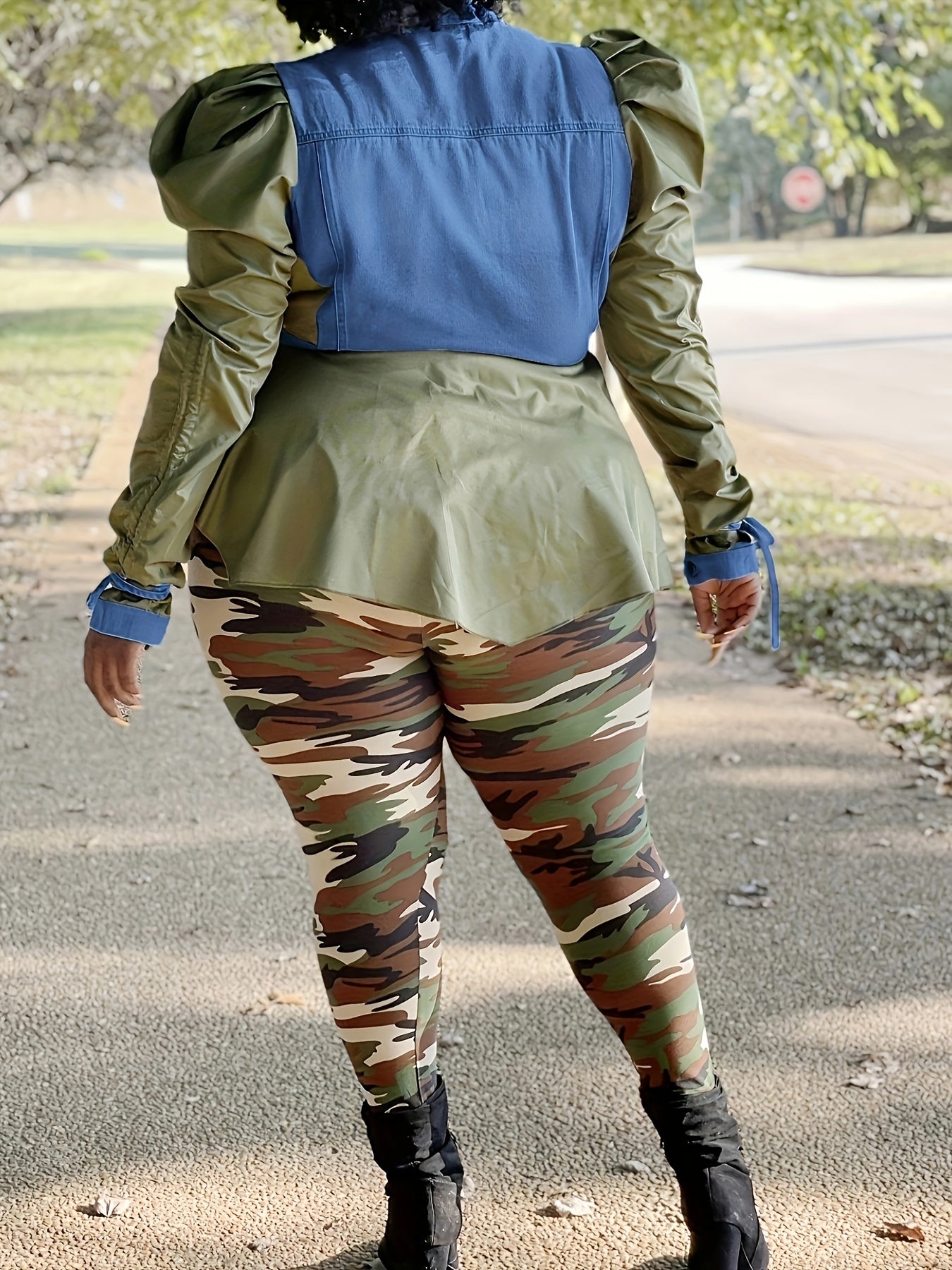 Women's Stylish and Elegant Denim Patchwork Long-Sleeve Open Front Shirt, Fashionable Camouflage Style for All-Season Casual Attire, Versatile Top, Allseason Clothing, Trendy Camouflage, Patchwork Design, Nonstretch Material,