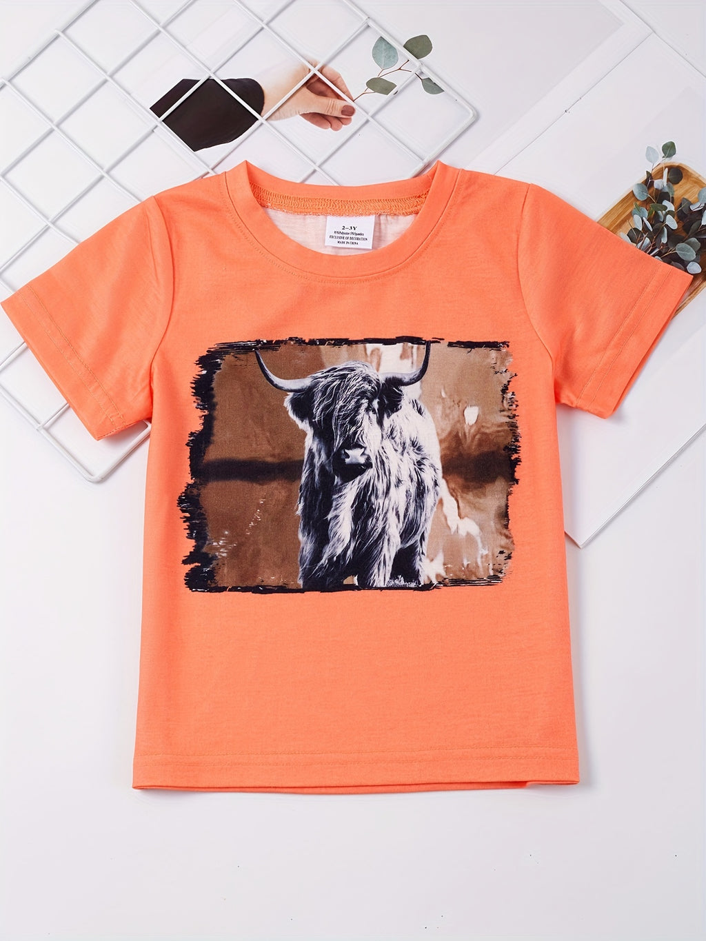 Vibrant Bull Graphic Tee - Soft, Comfortable Round Neck T-Shirts for Boys and Girls - Summer Fashion Essentials