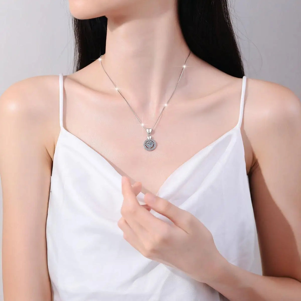 925 Sterling Silver Valentine's Day Jewelry Round 1/2ct Moissanite Diamond Necklaces