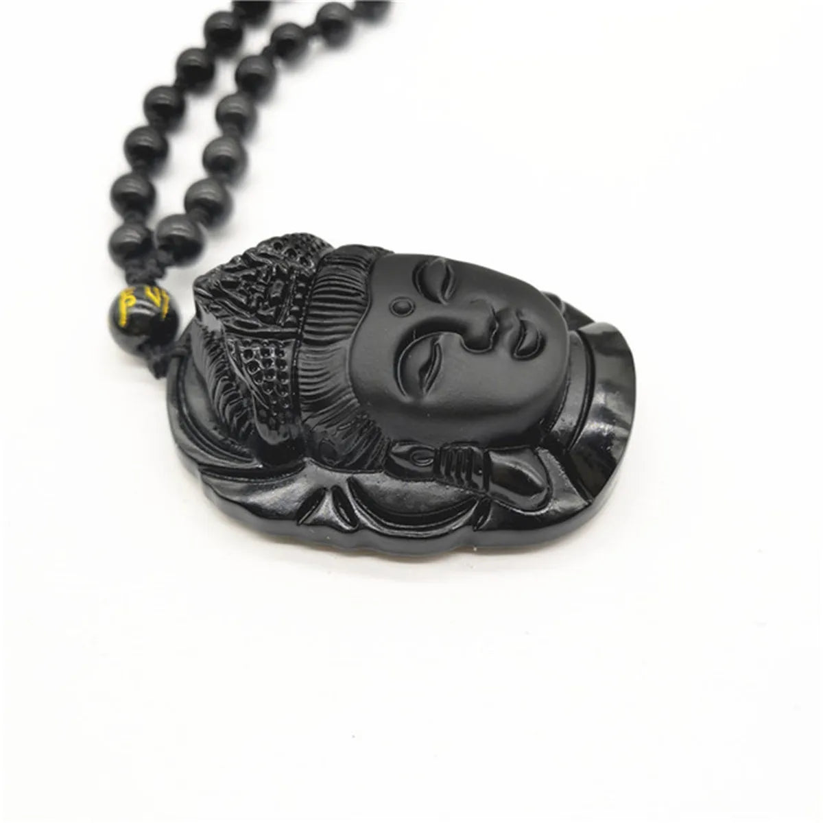 Natürlicher schwarzer Obsidian geschnitzter Jade Guanyin Buddha Kopf Glücksbringer Talisman Halsketten-Anhänger Geschenk