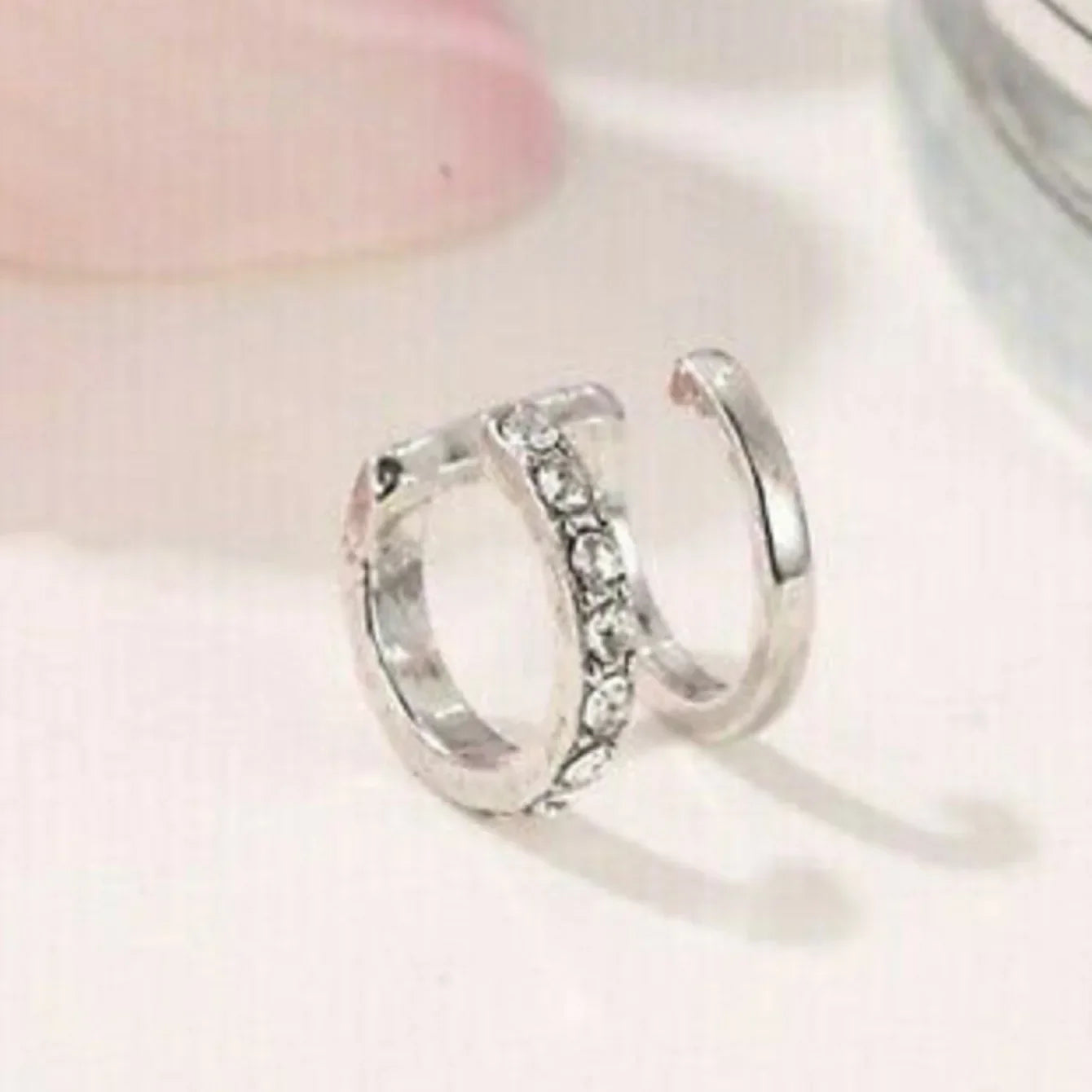 Fashion Exquisite Rhinestone Decor Ear Cuff Earring for Woman Ear 2025 Summer New Arrival Christmas Jewelry Gift
