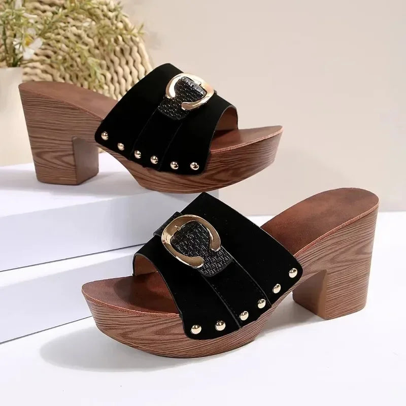 2025 New Women Thick-Soled Slippers Fashion Rivets Luxurious Design Sandals Summer Casual Open-Toe Wood-soled High Heels Zapatos