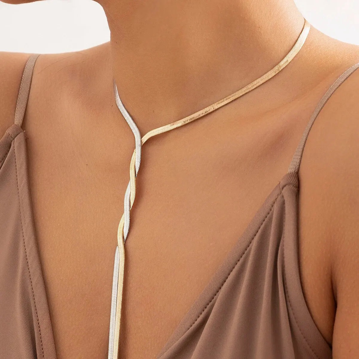 Sexy Goth Adjustable Flat Snake Long Chain Necklace for Women Vintage Weave Twisted Link Chest Choker Aesthetic Neck Jewelry New