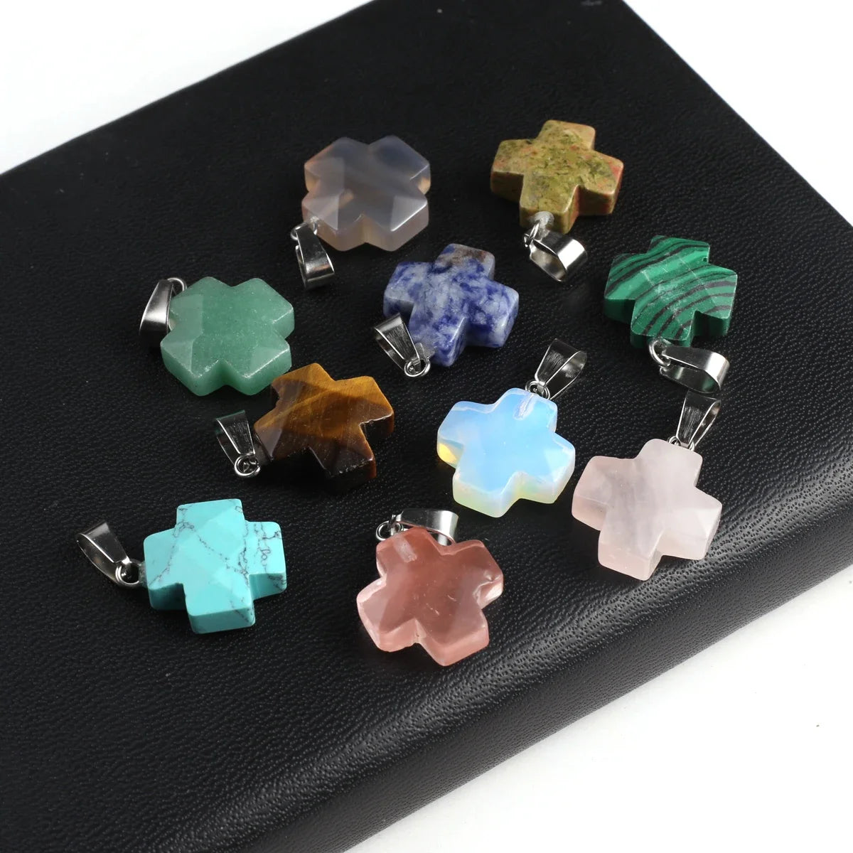 12pcs Natural Stone Pendant Mix Colors Women Natural Jewelry Charms fit DIY Necklace Making Wholesale Multiple Shapes