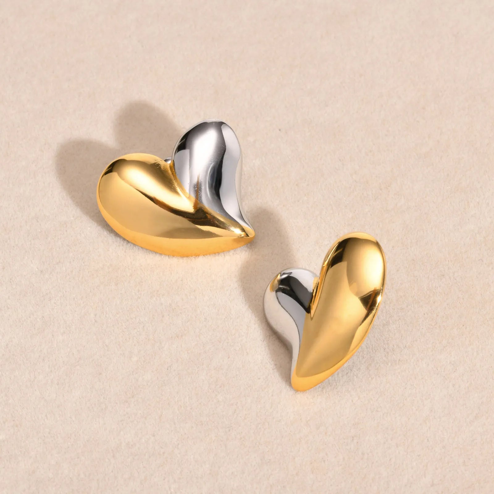 Minimalist Fashion Stainless Steel Heart Shape Stud Earrings For Women Gold Color Heart-Shaped Earring Fashion Jewelry Giftss