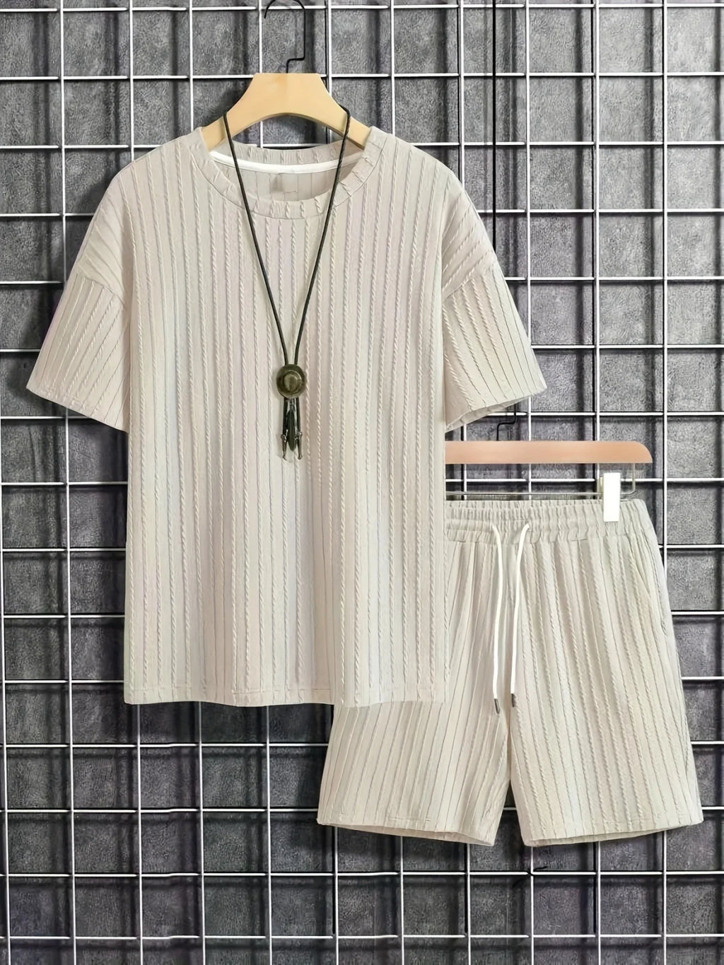 Men's new fashion summer sports solid color crew-neck vertical stripe T-shirt shorts short-sleeved suit Loose two-piece set