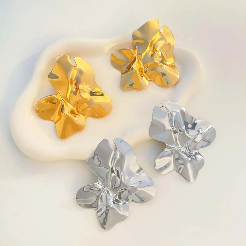 Fashion Metal Irregular Pleated Stud Earrings For Women Vintage Exaggerated Large Petal Flower Statement Earrings Jewelry