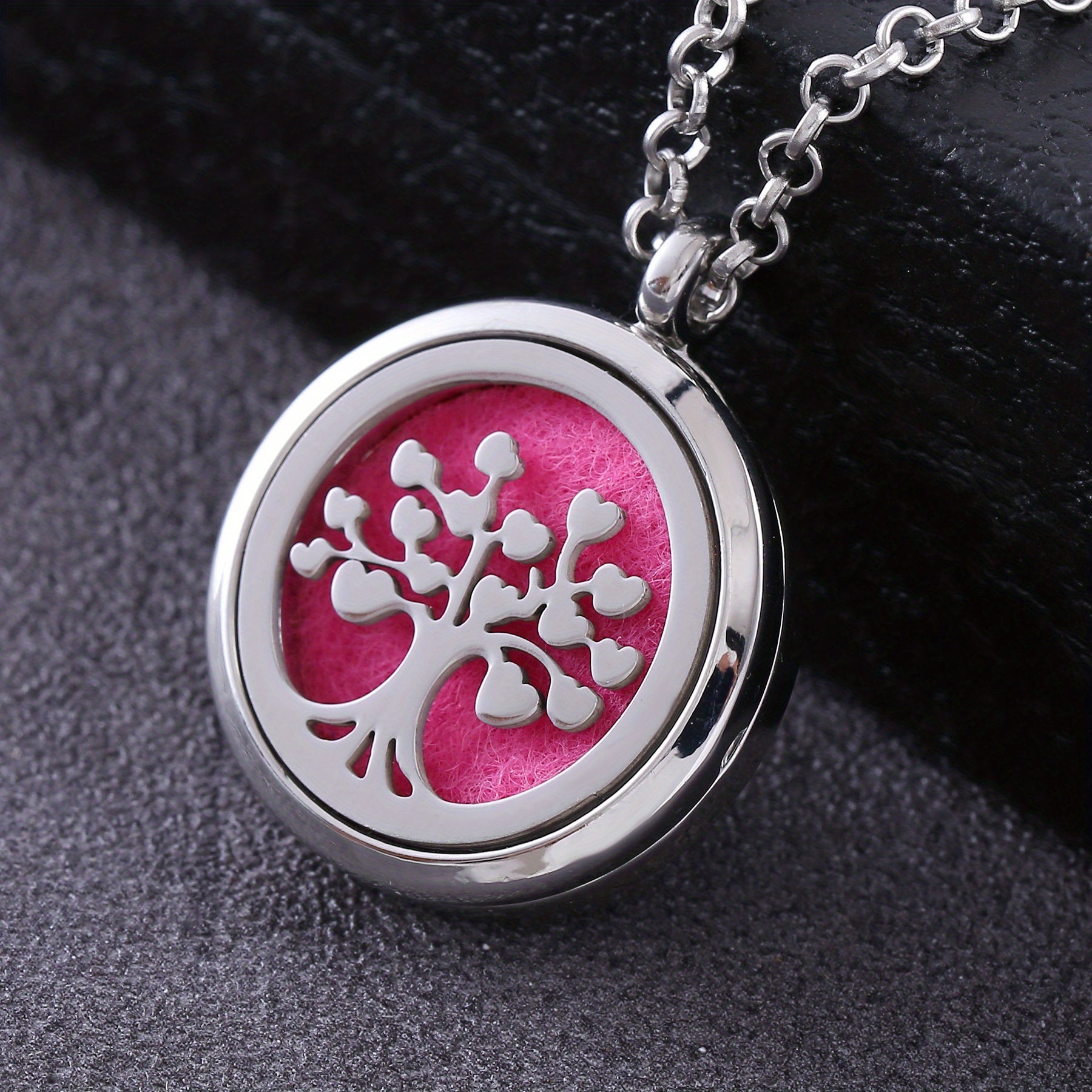 Metal Stainless Steel Pendant Necklace Open Locket Perfume Aroma Essential Oil Diffuser Necklace For Women Girls