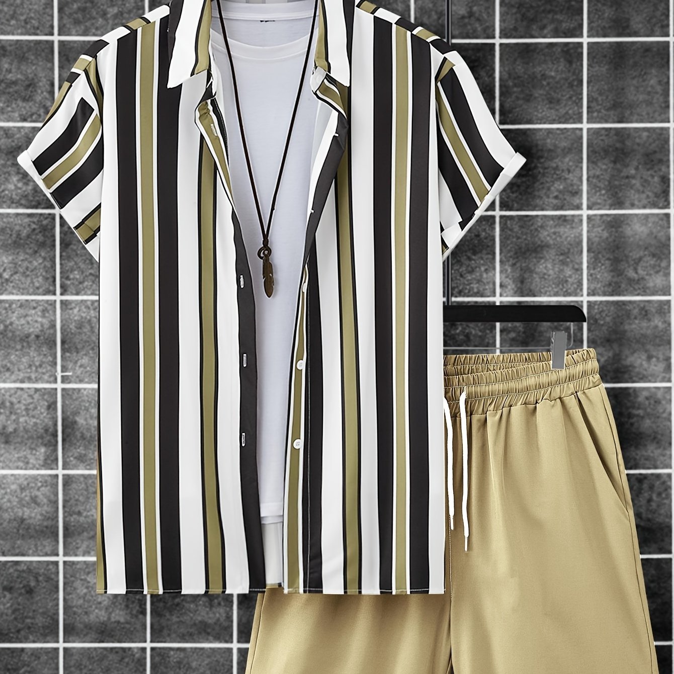 Vertical Striped Pattern Print, Men's 2Pcs Outfits, Casual Lapel Button Up Short Sleeve Shirts Shirt And Drawstring Shorts Set For Summer, Men's Clothing