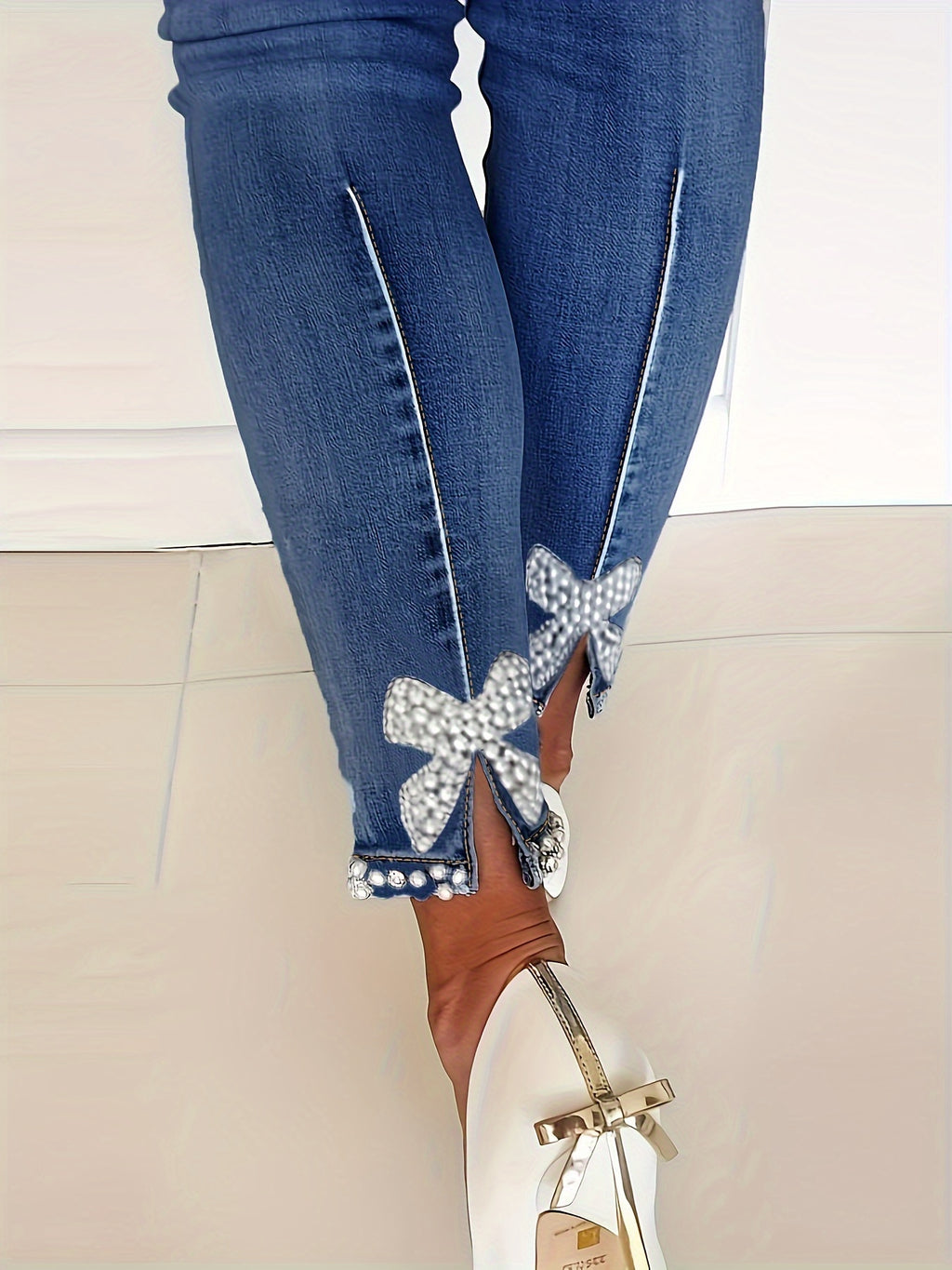 Blaue High-Stretch Skinny Jeans, Hose aus Denim mit Faux-Perlen-Dekor und schmaler Passform, Damen-Jeans & Bekleidung